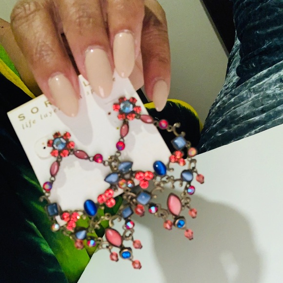 Sorrelli Jewelry - Sorrelli 
Floral Statement Drop Earrings (new)